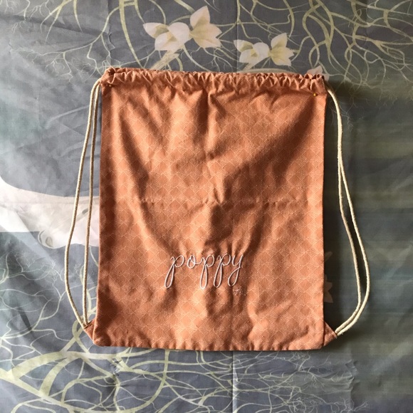 Poppy Backpack - Picture 2 of 2